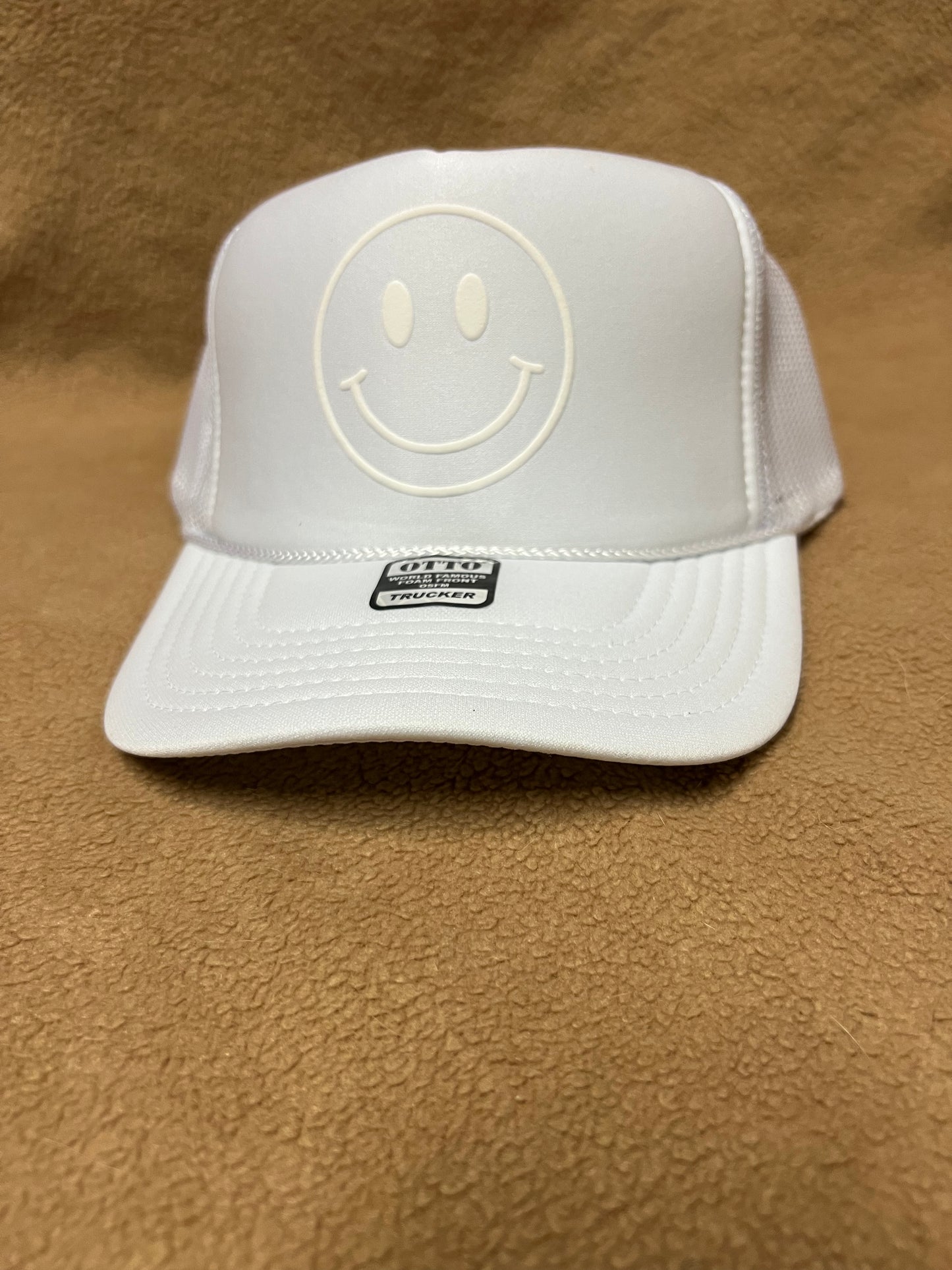 Trucker smile hat